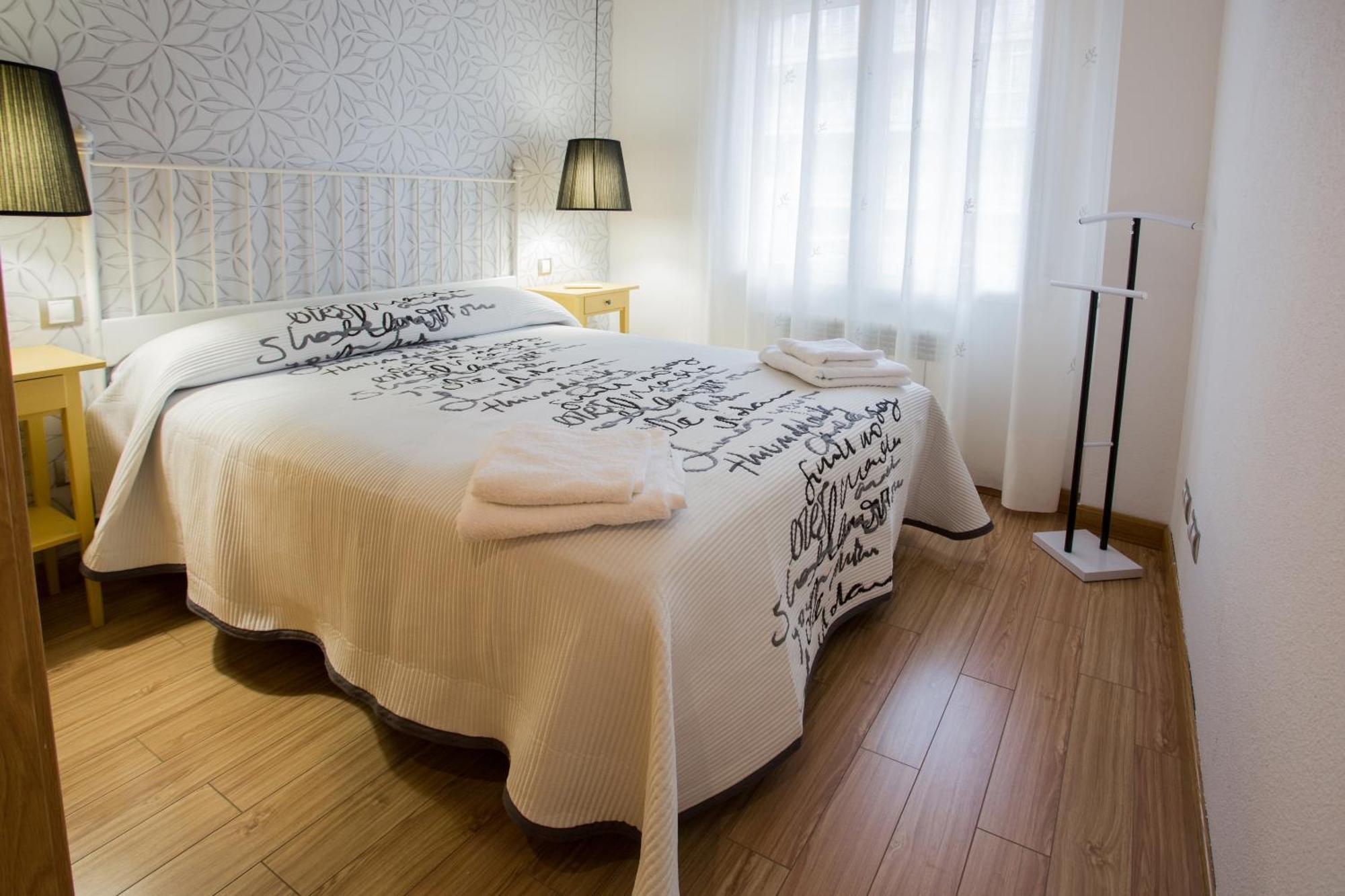 Apartamentos Abula Ávila Exteriör bild